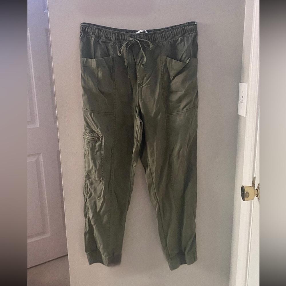 Dark green capri pants XL